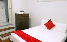 Aura Hotel
